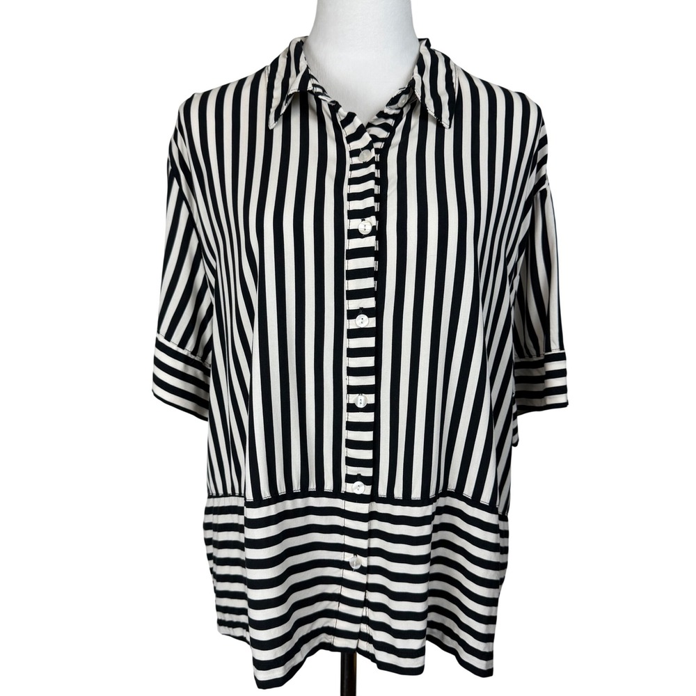 Jane + Delancey Striped Button Shirt Women's XL Black White Rayon Short Sleeve